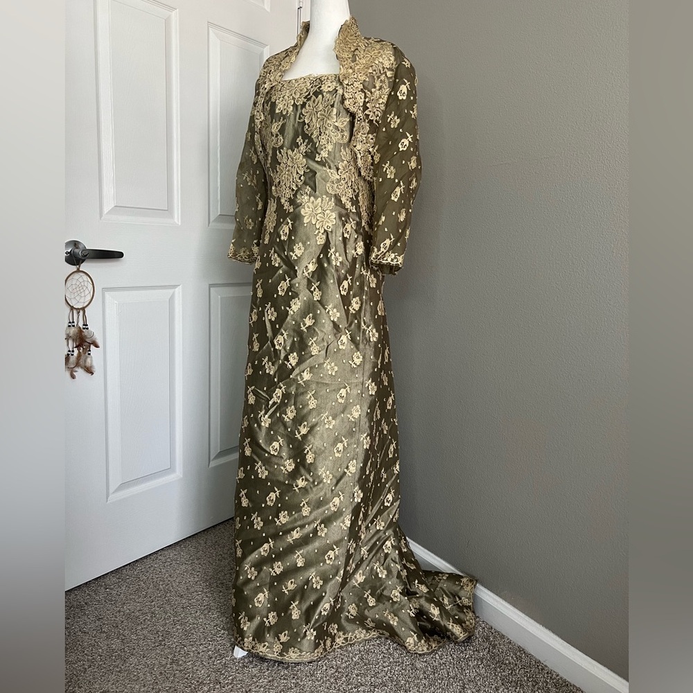 Helen Morley strapless sage green champagne lace column gown formal dress sz 16